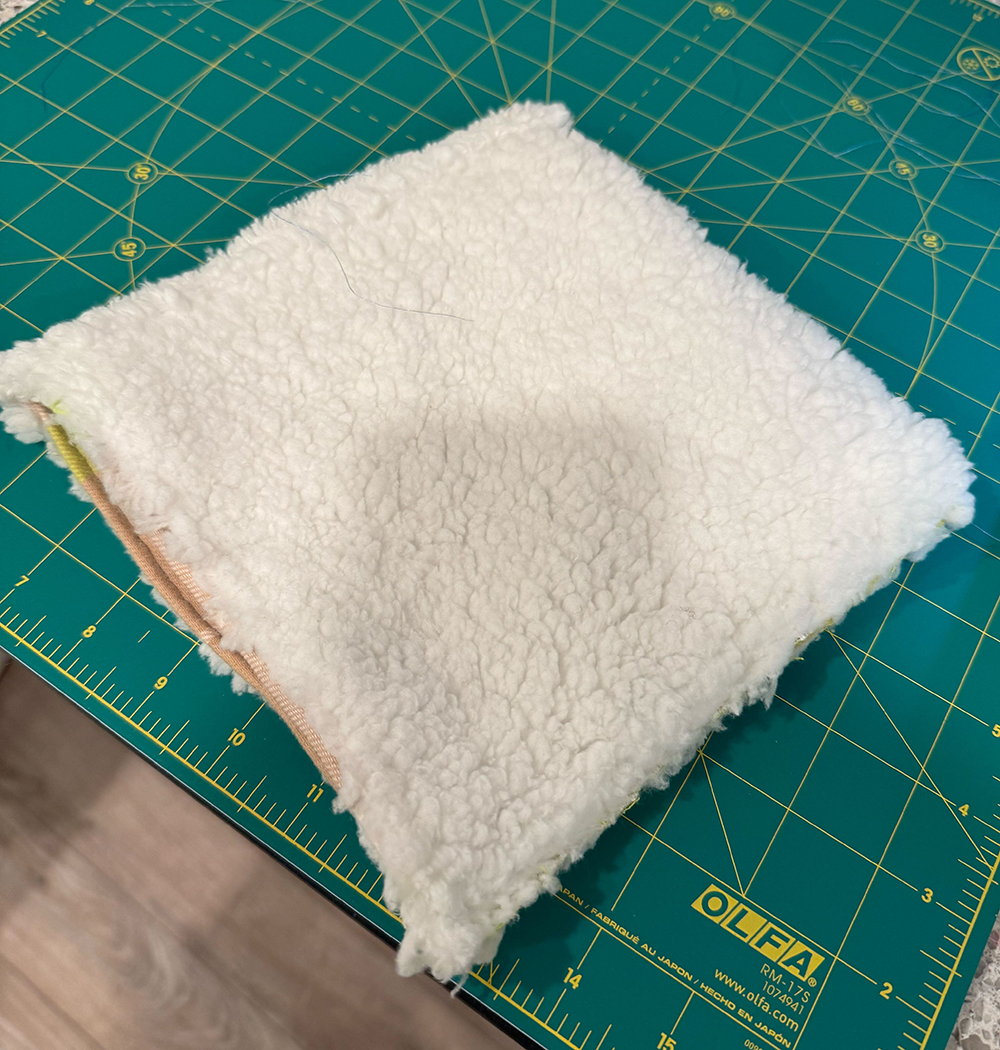Fluffy fabric, inside out